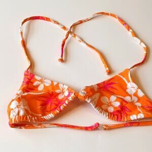 Bartlett Bikini top floral print Jrs Sz 5 High neck Halter bikini top EUC.